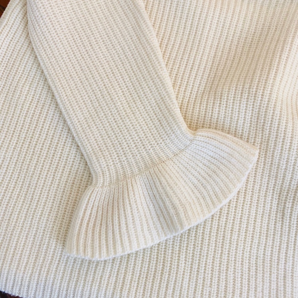 💕🌵Ann Taylor Wool Cashmere Ruffle Sleeve Sweater - Picture 6 of 7